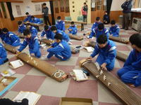 ただいま練習中