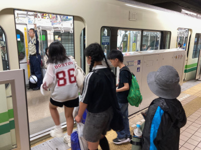 修学旅行　科学館２