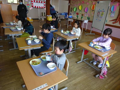 はじめての給食